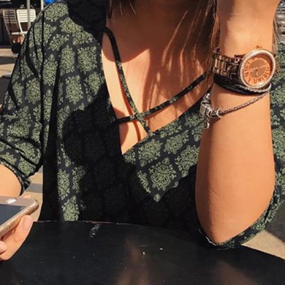 Vneck dark green and black crisscross blouse